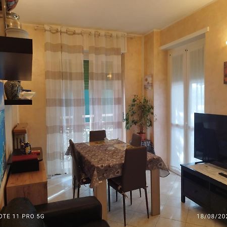 Vercelli Holiday House Турин Экстерьер фото