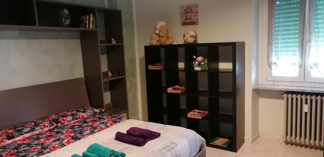 Vercelli Holiday House Турин Экстерьер фото